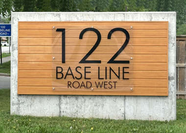 ellis-don-baseline-outside-sign
