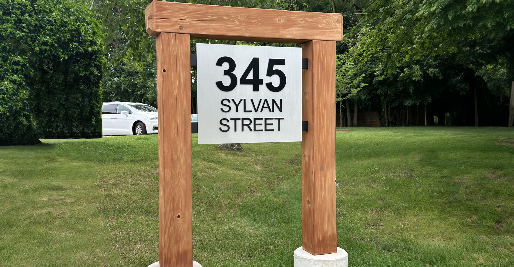 ellis-don-sylvan-street-sign-hero